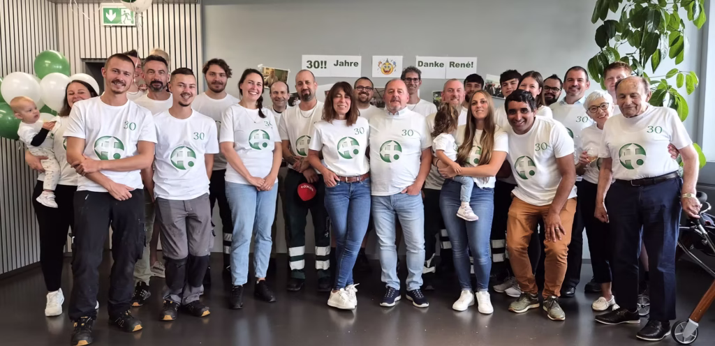 Betriebs-Jubiläum - Bachmann AG, Transporte Schweiz - Der Transport und das Handling von hochwertigen Schüttgütern und Lebensmittel, weil Hygiene und absolute Sauberkeit zu unseren obersten Geboten gehören.