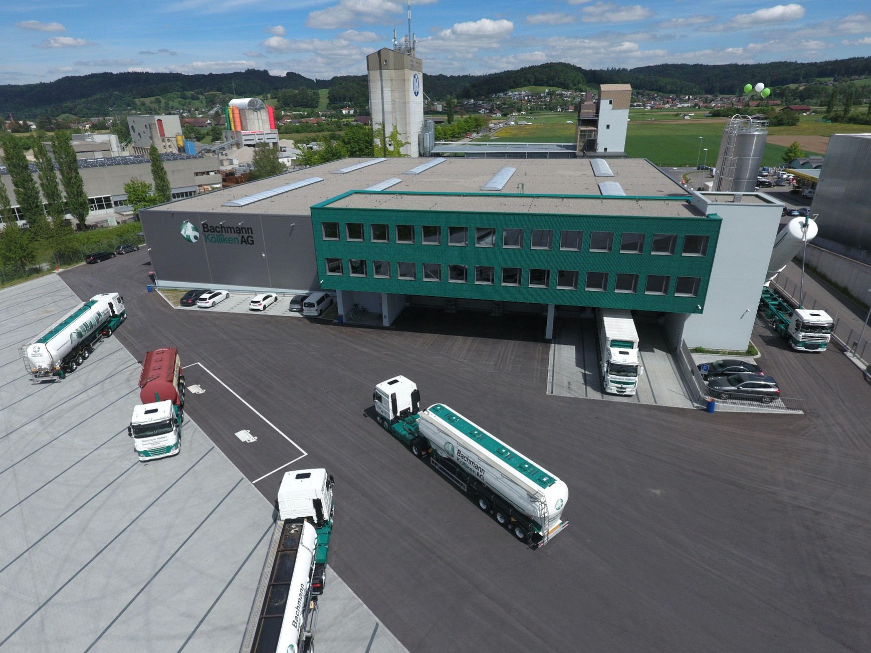 Geschichte - Bachmann AG, Transporte Schweiz - Der Transport und das Handling von hochwertigen Schüttgütern und Lebensmittel, weil Hygiene und absolute Sauberkeit zu unseren obersten Geboten gehören. 17
